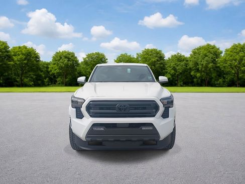 New 2026 Toyota Tacoma SR5 image 2