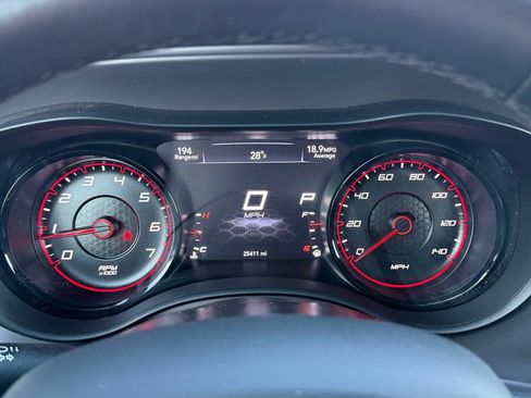 Used 2023 Dodge Charger SXT w/ Blacktop Package image 11