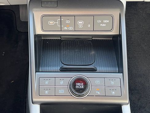 Certified 2026 Hyundai Kona Limited FWD image 35