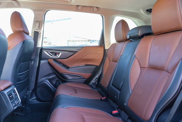 Used 2024 Subaru Forester Touring AWD/4WD image 18