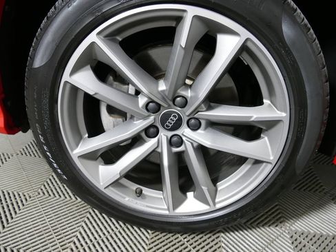 Used 2024 Audi Q3 2.0T Premium Plus AWD/4WD image 9