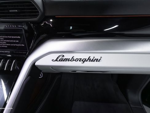 Used 2023 Lamborghini Urus S image 53