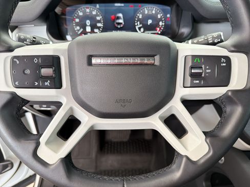 Used 2023 Land Rover Defender 90 S AWD/4WD image 11