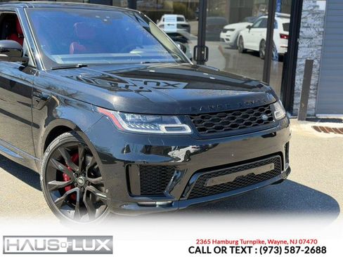 Used 2020 Land Rover Range Rover Sport HST image 3