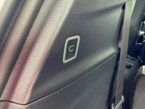 New 2026 Chrysler Pacifica Select image 27