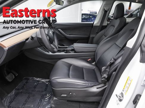 Used 2021 Tesla Model Y Long Range AWD/4WD image 13