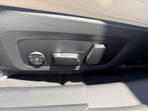 Used 2025 BMW i4 eDrive40 w/ Parking Assistance Package RWD image 21
