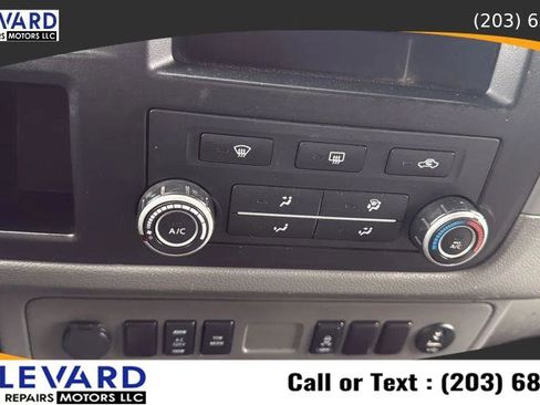 Used 2014 Nissan NV 2500 SV w/ V8 Appearance Package RWD image 16
