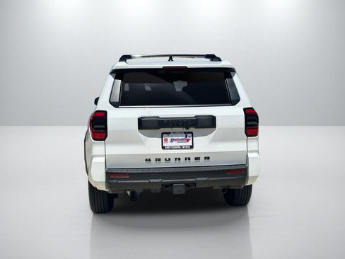 Used 2026 Toyota 4Runner SR5 AWD/4WD image 6