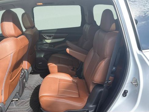 Used 2019 Subaru Ascent Touring w/ Popular Package #3 AWD/4WD image 38