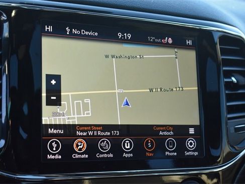 Used 2020 Jeep Grand Cherokee Altitude image 33