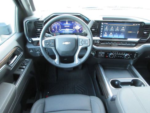 New 2026 Chevrolet Silverado 2500 LT w/ True North Edition AWD/4WD image 17