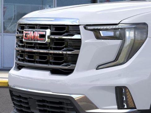 New 2026 GMC Acadia Elevation w/ Elevation Premium Package AWD/4WD image 13