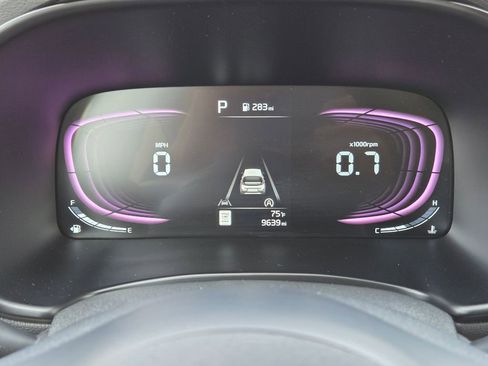 Used 2025 Kia Soul LX FWD image 24