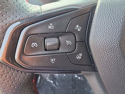 Used 2023 Chevrolet TrailBlazer RS AWD/4WD image 11