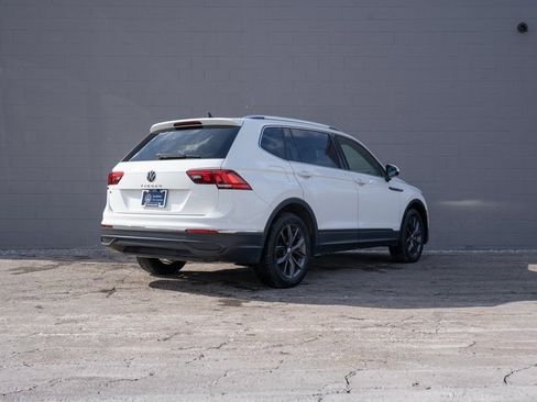 Used 2022 Volkswagen Tiguan SE image 7