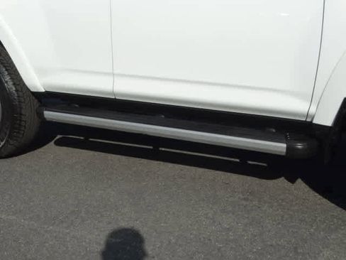 Certified 2024 Toyota 4Runner TRD Off-Road Premium w/ Moonroof Package image 9