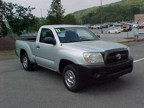 Used 2011 Toyota Tacoma 2WD Regular Cab image 23
