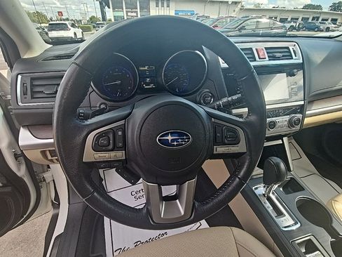 Used 2017 Subaru Outback 2.5i Limited w/ Popular Package #5 image 18