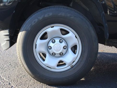 Used 2023 Toyota Tacoma SR5 image 34