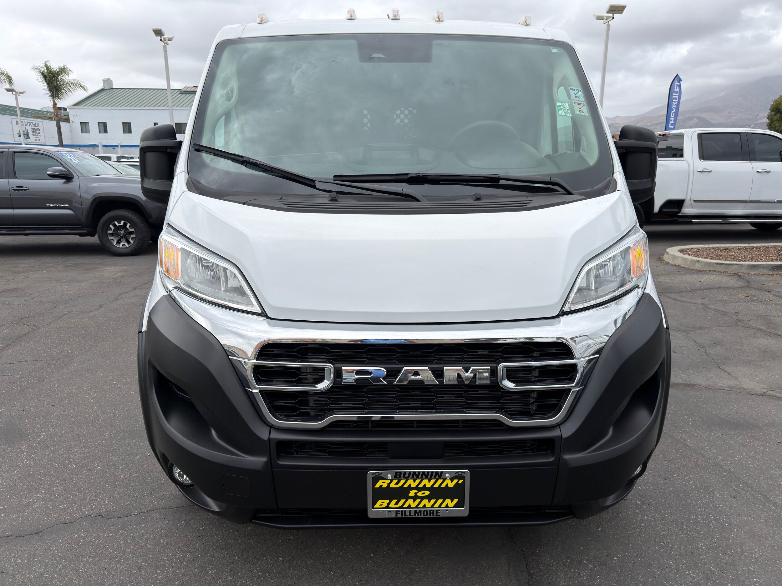Used 2025 RAM ProMaster 2500 w/ U-Haul Equipment Group FWD image 3