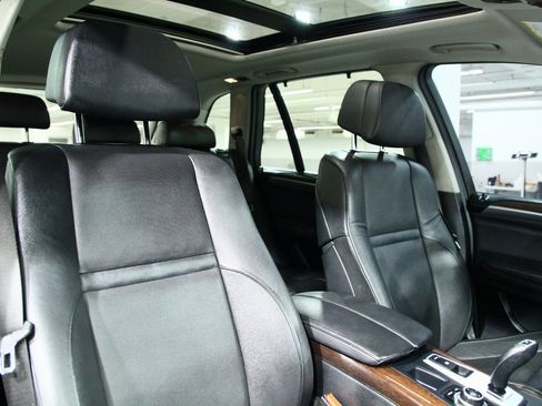 Used 2013 BMW X5 xDrive35i image 24