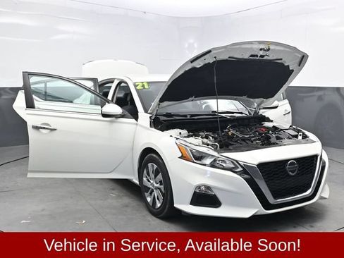Used 2021 Nissan Altima 2.5 S FWD image 41