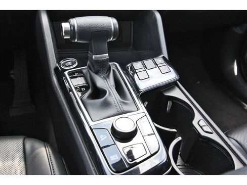 Certified 2024 Kia Sportage EX FWD image 29