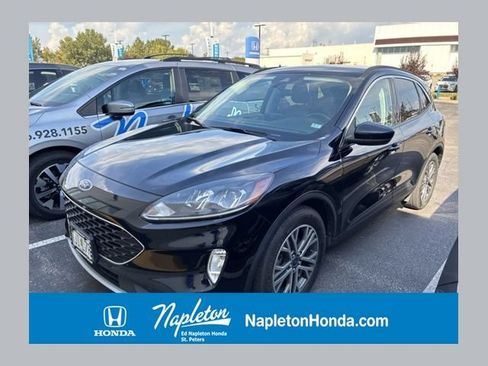 Used 2022 Ford Escape SEL w/ Technology Package FWD image 1