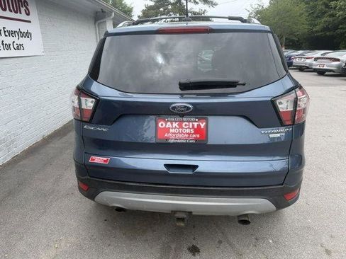 Used 2018 Ford Escape Titanium w/ Ford Safe & Smart Package AWD/4WD image 6