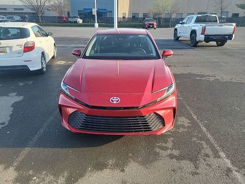 Used 2025 Toyota Camry LE image 14