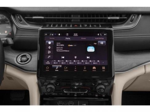 Used 2021 Jeep Grand Cherokee L Limited w/ MOPAR Finishing Package image 13