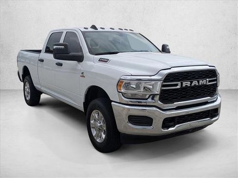 Used 2023 RAM 2500 Tradesman image 3