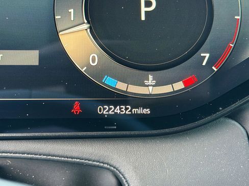 Used 2024 Land Rover Range Rover Sport Dynamic SE image 41