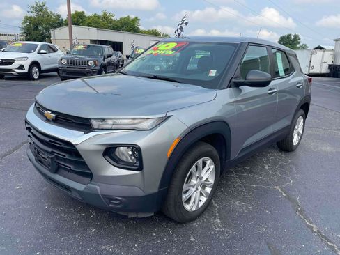 Used 2023 Chevrolet TrailBlazer LS AWD/4WD image 3