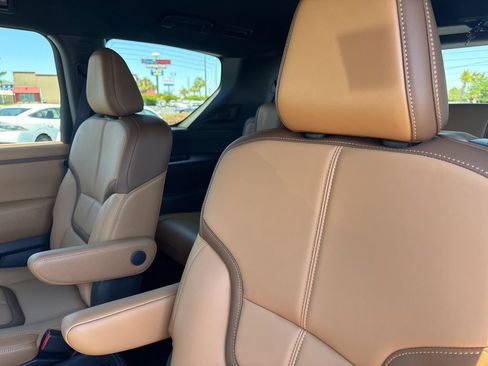 New 2026 Nissan Armada SL w/ Captain's Chari Seat Package RWD image 15
