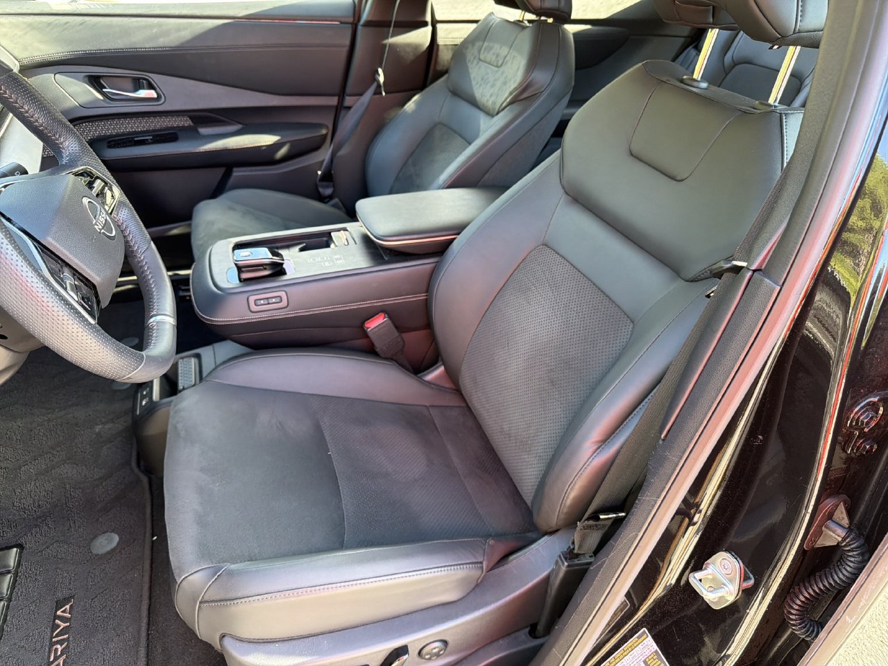 Certified 2024 Nissan Ariya FWD image 18