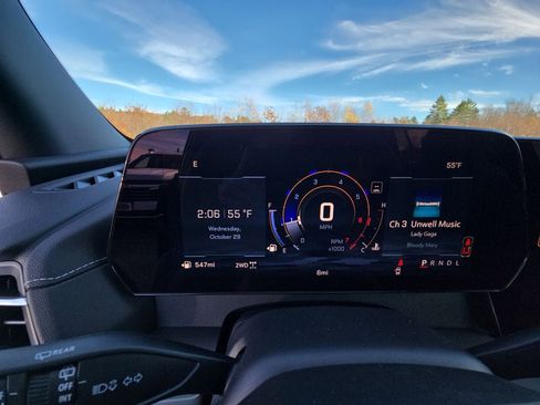 New 2026 Chevrolet Traverse LT w/ Midnight/Sport Edition image 48