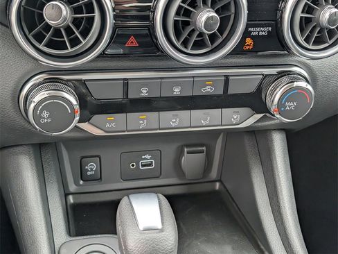 New 2025 Nissan Sentra S image 26