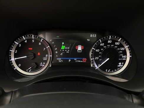 Used 2024 Toyota Highlander XLE image 19