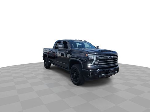Used 2024 Chevrolet Silverado 3500 High Country w/ Midnight Edition AWD/4WD image 2