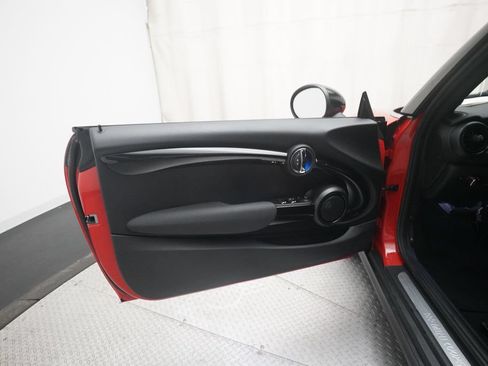 Used 2019 MINI Cooper S w/ Premium Package FWD image 27