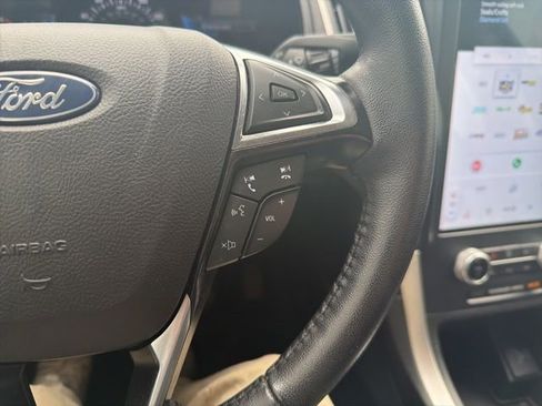 Used 2023 Ford Edge SEL AWD/4WD image 41