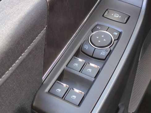 New 2026 Ford F350 Lariat w/ FX4 Off-Road Package image 24