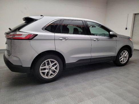 Used 2023 Ford Edge SEL image 10