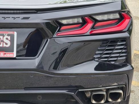 Used 2025 Chevrolet Corvette Stingray Premium Conv w/ 3LT RWD image 9