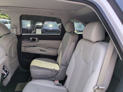 Used 2022 Kia Sorento SX AWD/4WD image 27