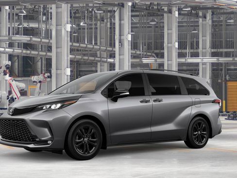 New 2026 Toyota Sienna XSE AWD/4WD image 2
