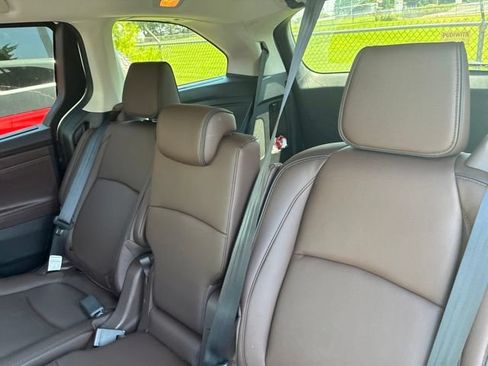 Used 2026 Honda Odyssey Touring image 8
