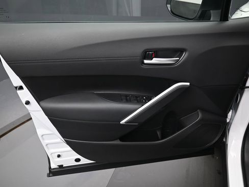 Certified 2025 Toyota Corolla Cross XLE w/ Convenience Package image 13